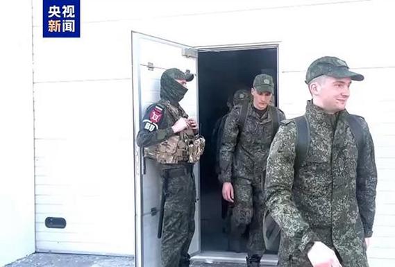 俄乌交换205名被俘人员,俄方人员已抵达白俄罗斯