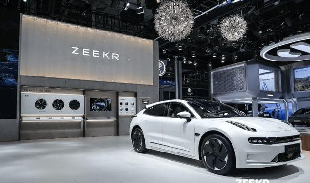 吉利汽车:建议私有化极氪,每股作价2.57美元